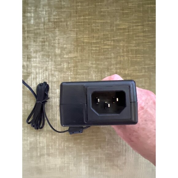 HOIOTO Switching Adapter ADS-110DL-12 120084E 100-240V Power Supply Charger - Picture 4 of 4